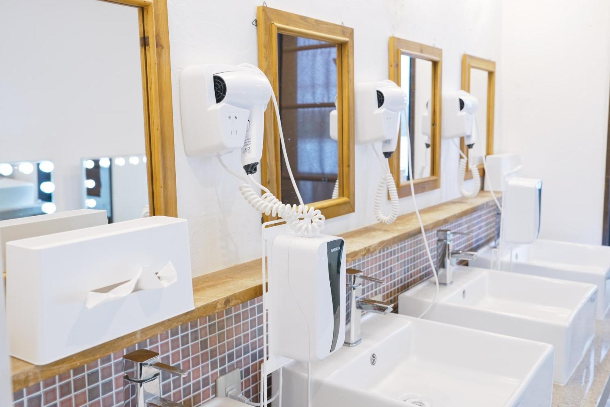 Hostel Lodging Tokyo Ueno Zewnętrze zdjęcie