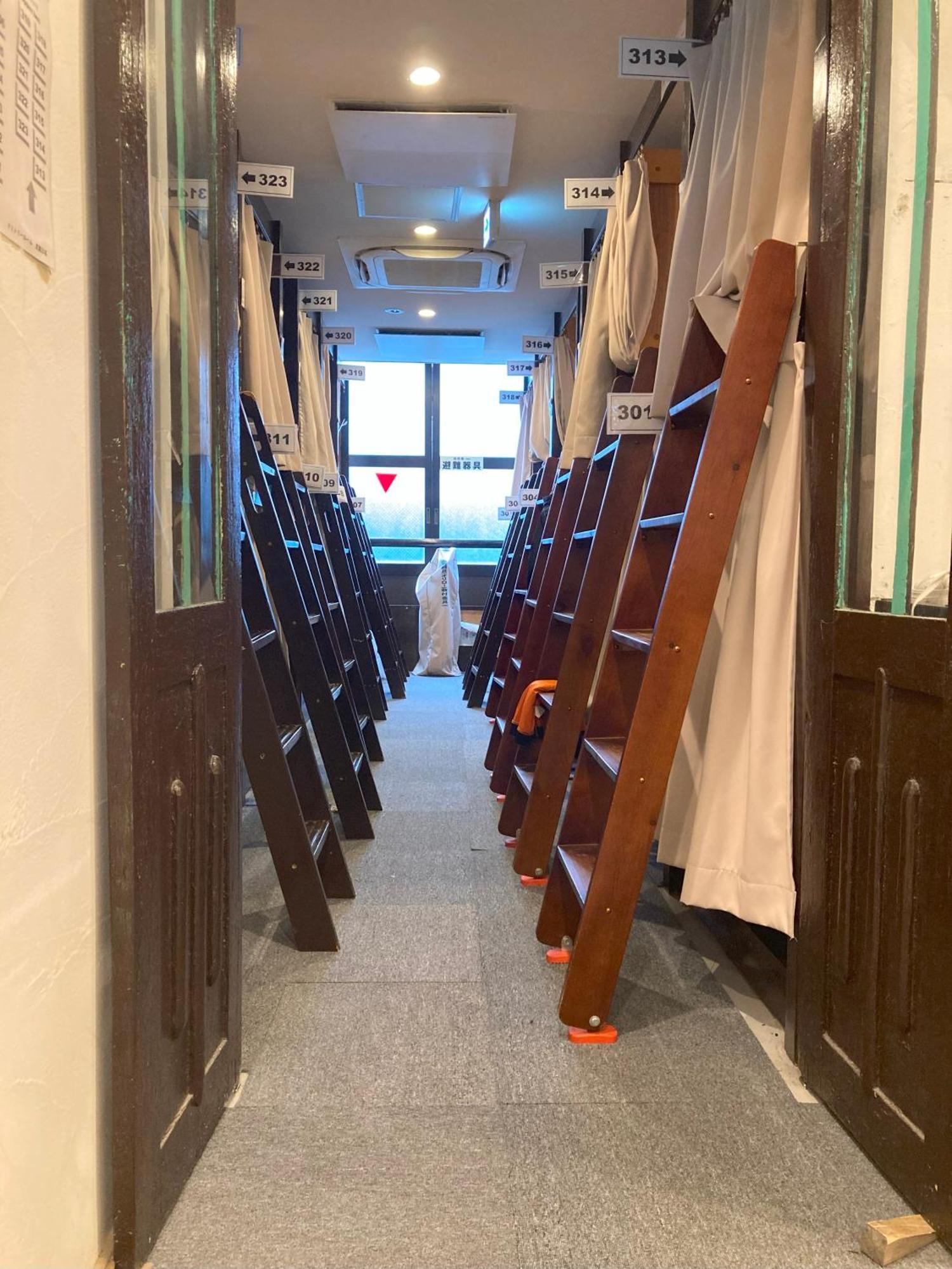 Hostel Lodging Tokyo Ueno Zewnętrze zdjęcie
